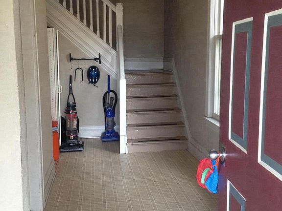 Entry way to upstairs duplex (Unit 2)