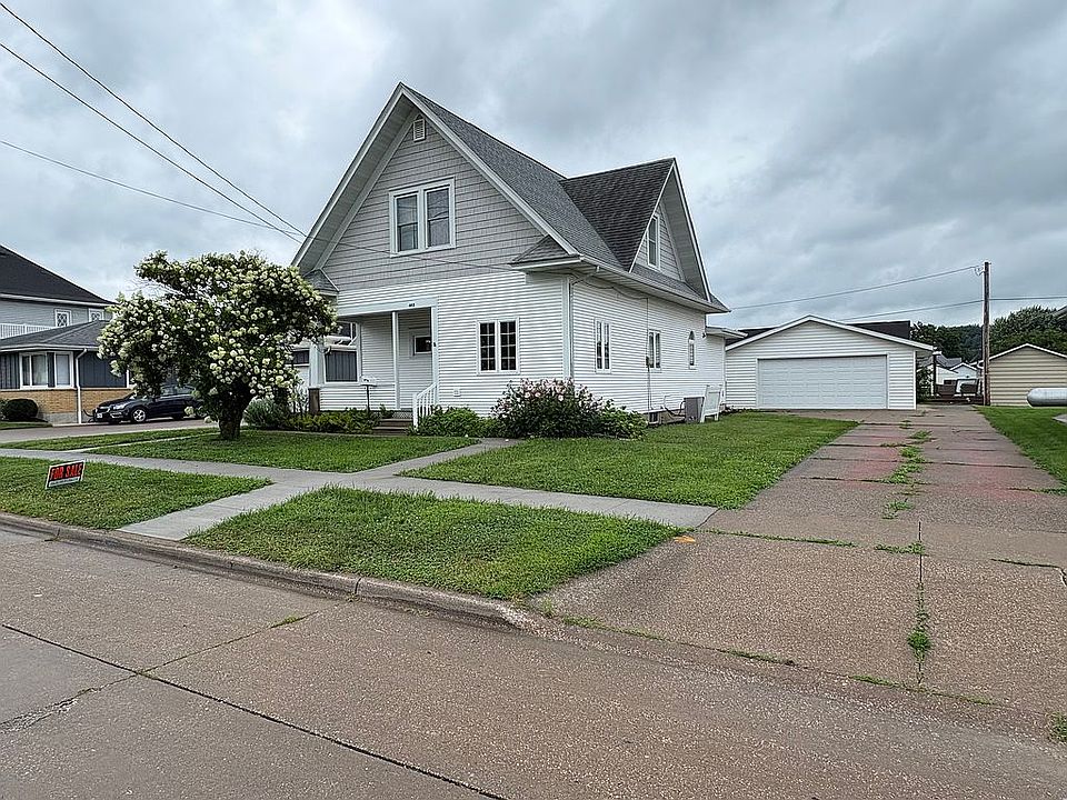 1st image of 602 Park St