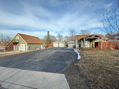 209 Oak Grove Ave, Detroit Lakes, MN, 56501