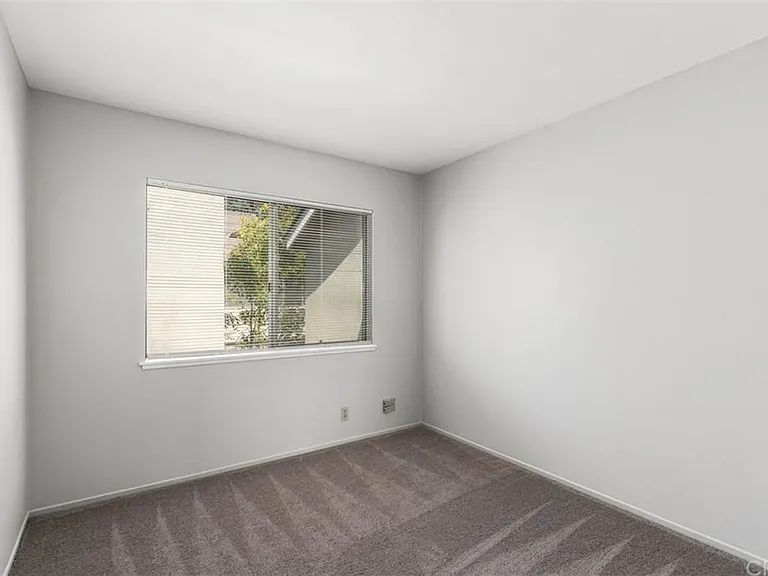 6 Glenhurst — Photo 23