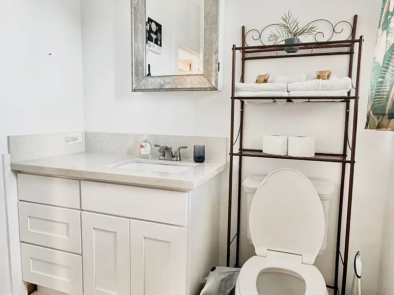 475 Kinoole St #202 — Photo 9