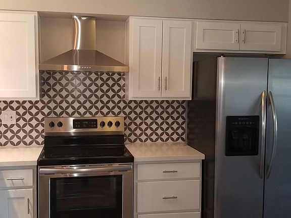 2nd image of 10624 W CROSBY Drive