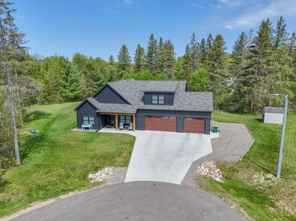 2855 SW 8th St, Grand Rapids, MN 55744