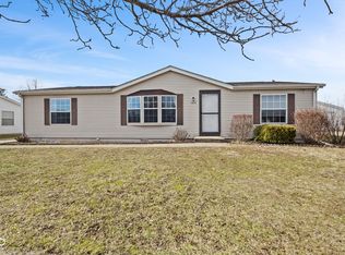 4676 Autumn Ridge Dr, Columbus, IN 47203