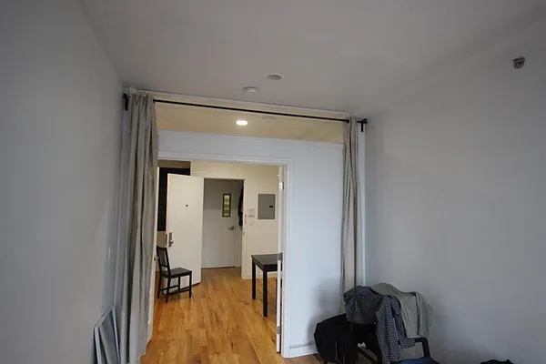 Rented by Nooklyn NYC LLC | media 24