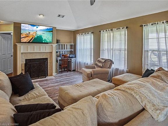 2nd image of 2716 N Hills Blvd