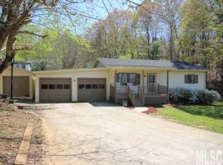 1480 Overlook Dr, Lenoir, NC 28645