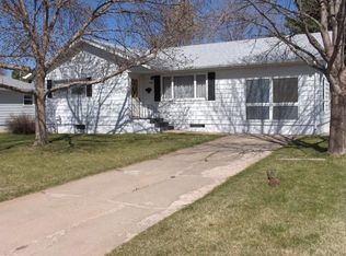 405 Adams St, Kimball, NE 69145