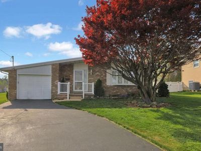 112 Brown St, Reading, PA, 19606