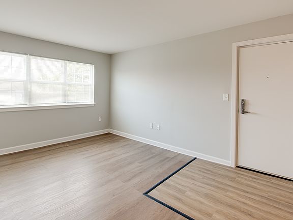 2nd image of 305 37th St SE #C1f2c3da2