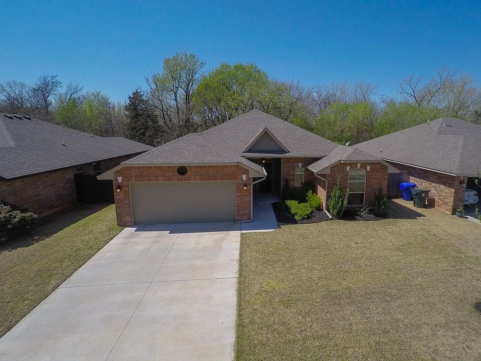 1st image of 3020 Woodcrest Creek Dr