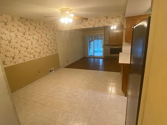 3rd image of 28137 Aline Dr