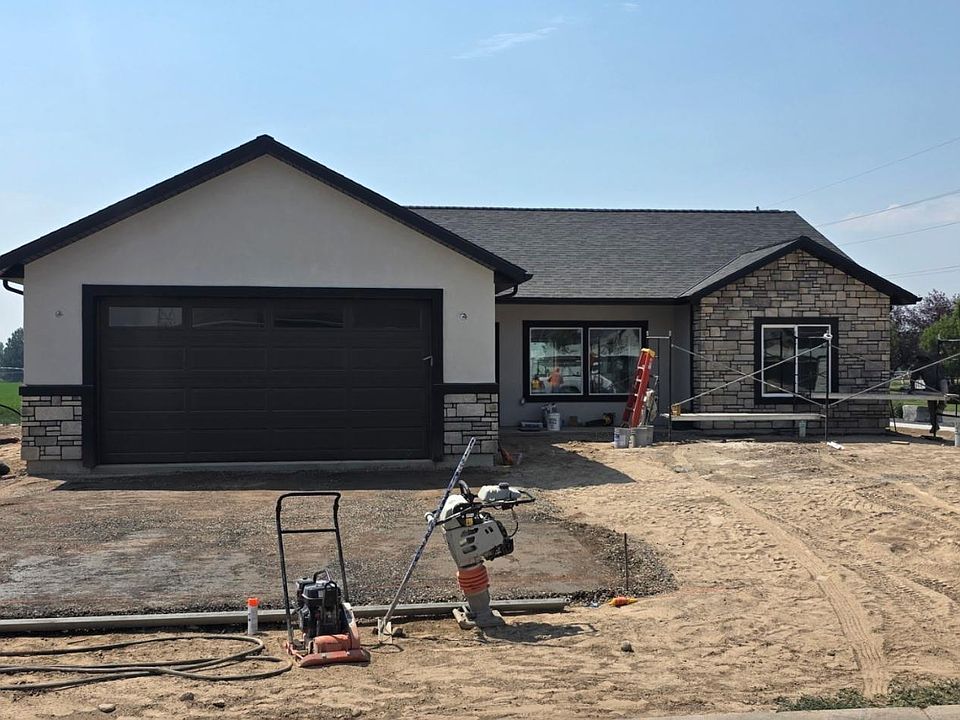 1st image of 1401 Leslie Dr