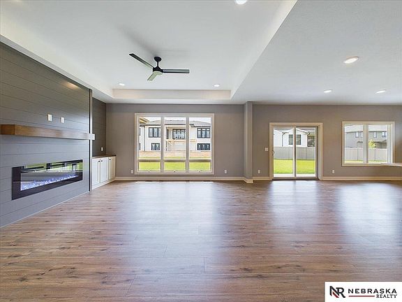 5th image of 6460 S 208th St