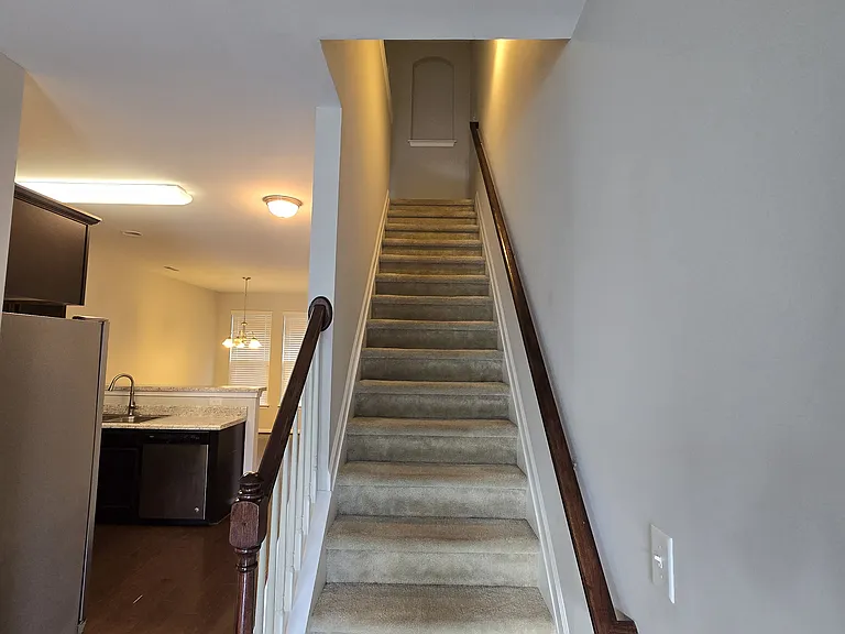 5356 Farm House Trl — Photo 4