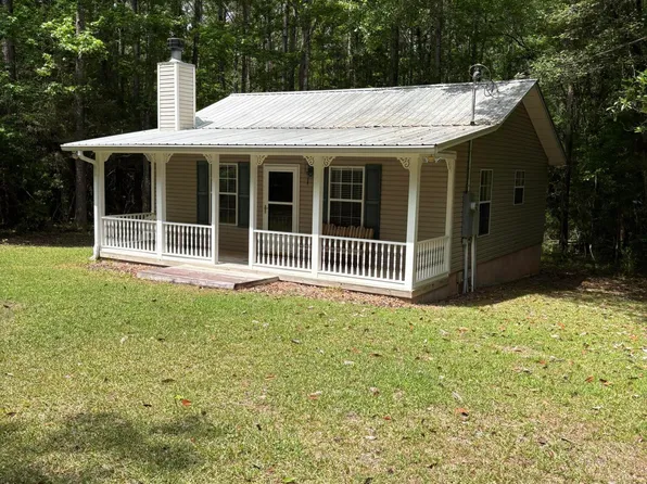 255 Wits End Ln, Defuniak Springs, FL 32435