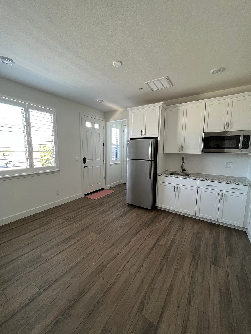 9886 Summerton Way photo 1
