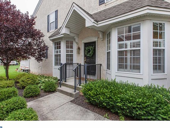 2nd image of 17 Brecknock Ct