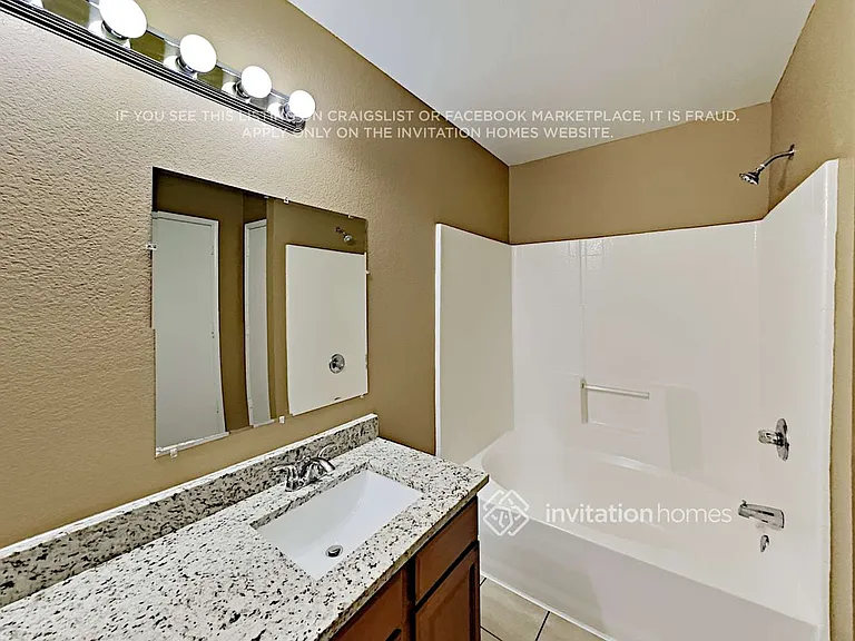 7419 Lake Front Trl — Photo 12