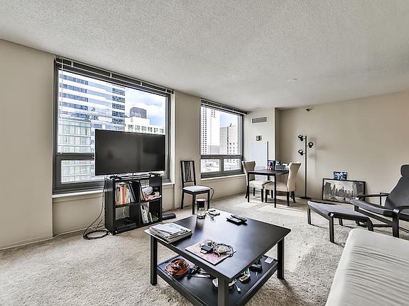 4th image of 440 N Wabash Ave APT 1004