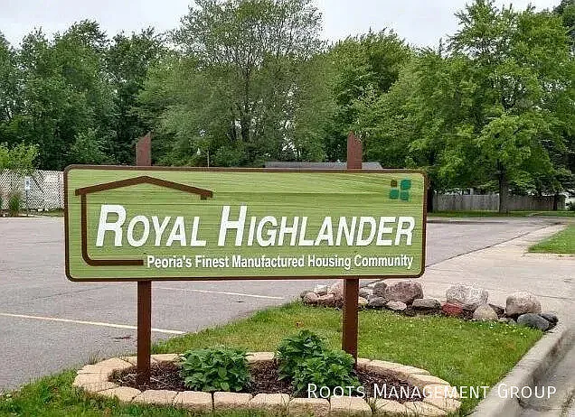 3 Bed 2 Bath Home Available for Lease at Royal Highlander - Apply Now! — Photo 2