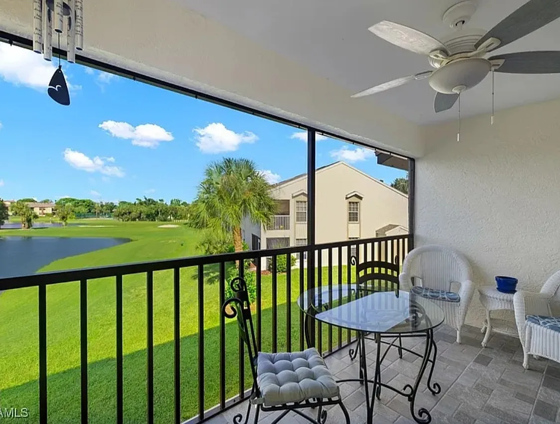 2 bed, 918 sqft, $3,200 — Photo 3