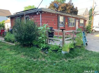 14 Bassett St, Ansonia, CT 06401
