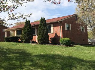 1315 Ballard Rd, Johnson City, TN 37604