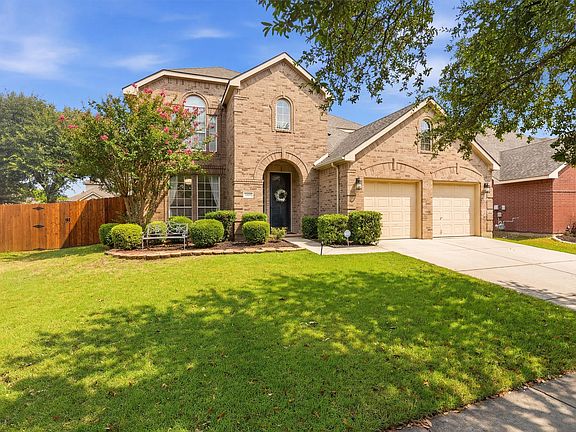 2nd image of 4828 Belladonna Dr