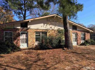 20 Park Ave, Knightdale, NC 27545