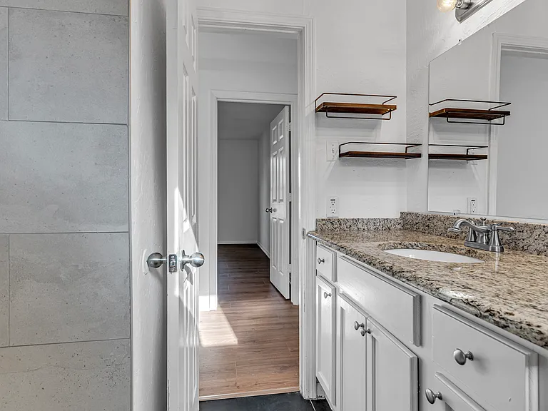 508 Whittle Way — Photo 24
