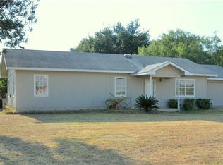 612 Oak Ln, Cottonwood Shores, TX 78657