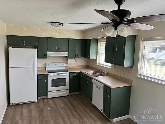 3rd image of 428 Cranewood Dr