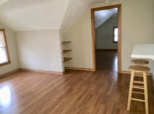 1439 Monroe Ave, Racine, WI 53405