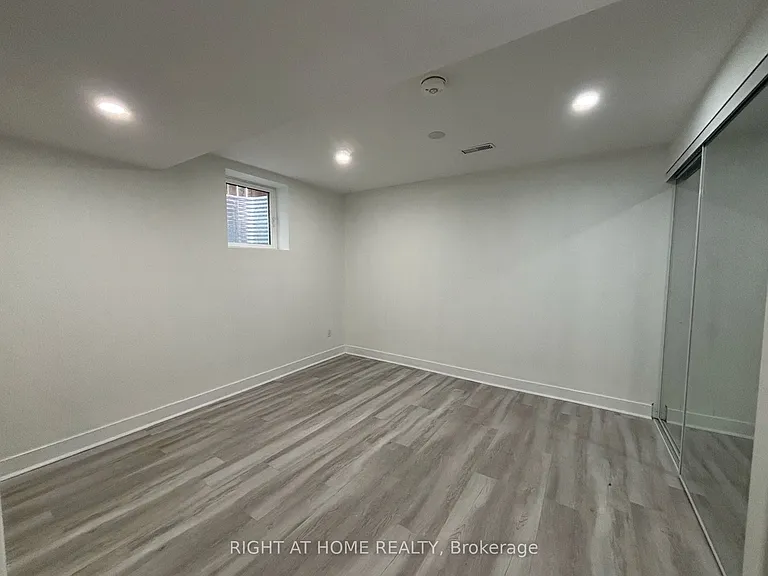 65 Mildenhall Pl #BASEMENT — Photo 11