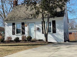 28855 Delton St, Madison Heights, MI 48071