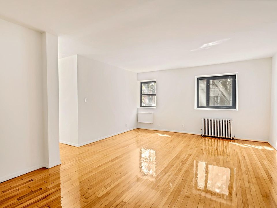 1st image of 20306 42nd Ave #333C