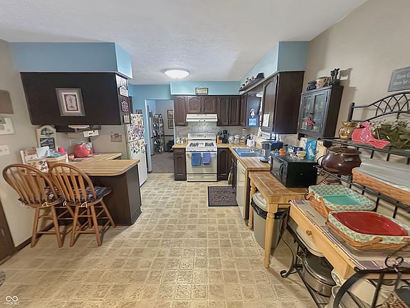 5th image of 7839 Broadview Dr