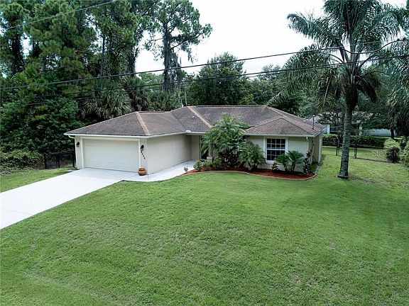 4th image of 4226 Maywood Ln