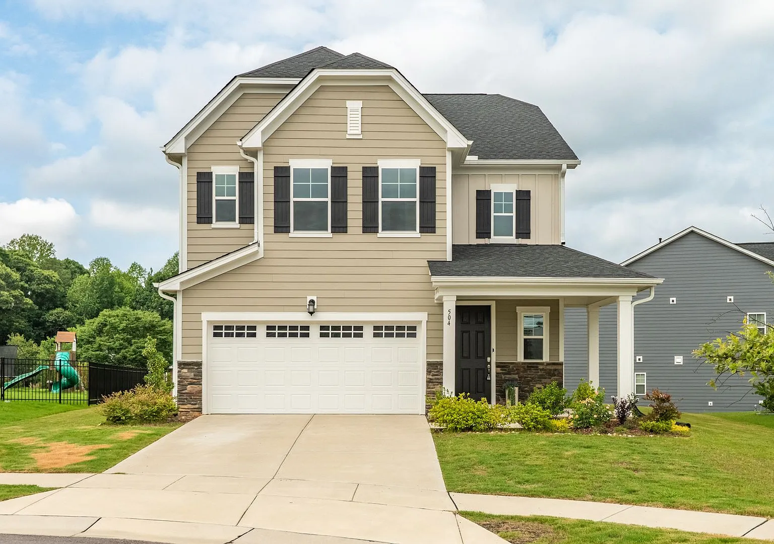 Gorgeous 4 Bedroom Home - Located in Rosedale -Wake Forest- Available Now! — Photo 2
