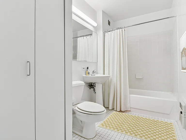 345 E 64th St #8E — Photo 7