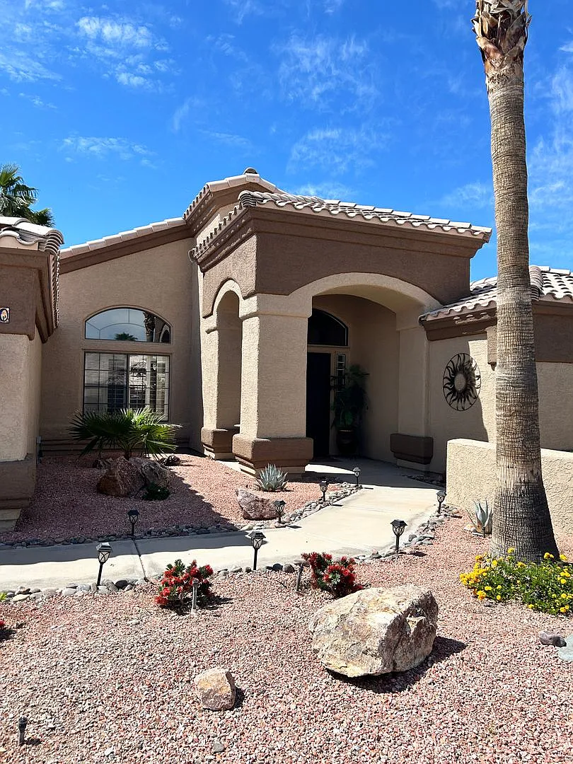 Furnished Home Summer Rental! Avail. June 2026-October 2026 — Photo 2