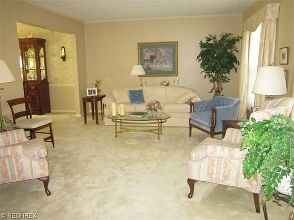 2nd image of 608 Bath Hills Blvd