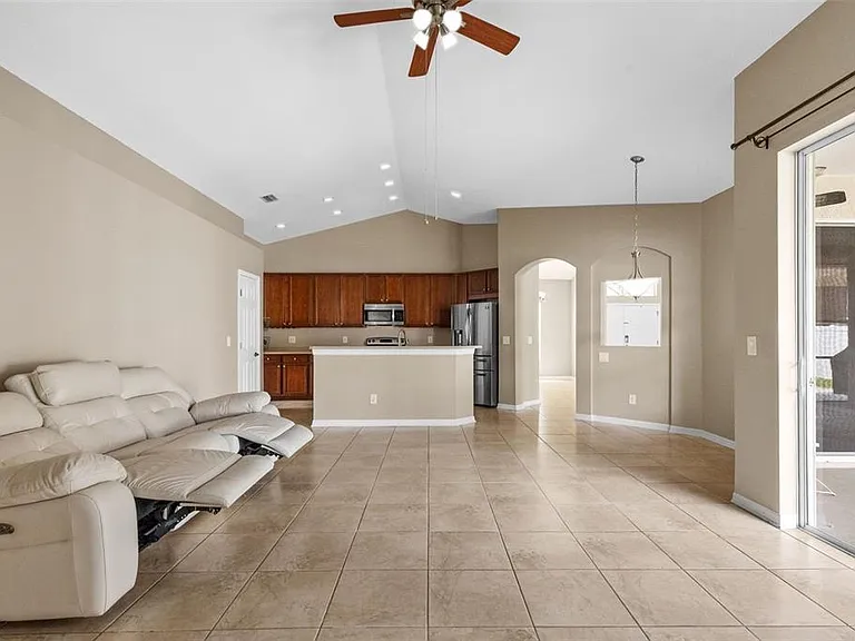 13655 Artesa Bell Dr — Photo 31