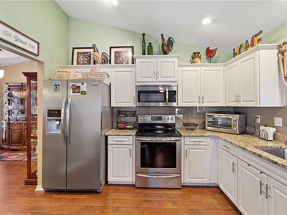 5th image of 3231 Summerland Hills Ct