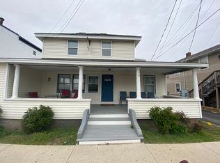 16 M St #A, Hampton, NH 03842