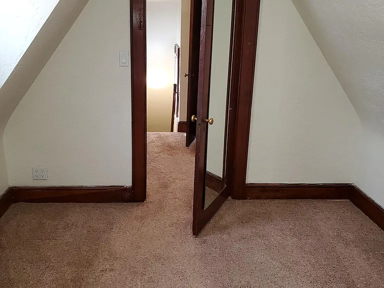 363 Elwood Ave #6 — Photo 15