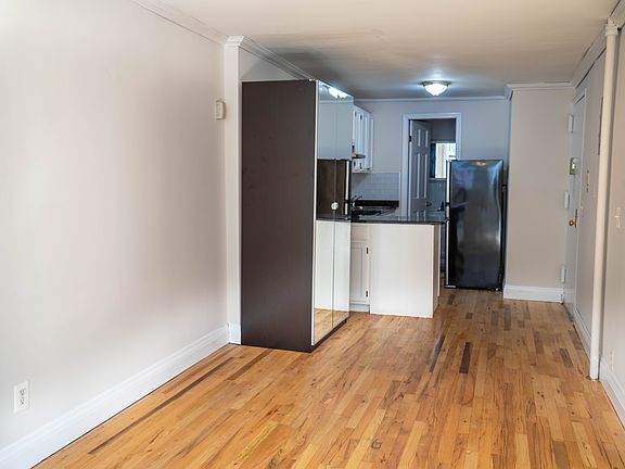 5th image of 46 E 1st St #D1