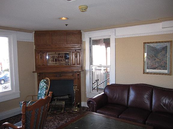5th image of 819 Manitou Ave #407