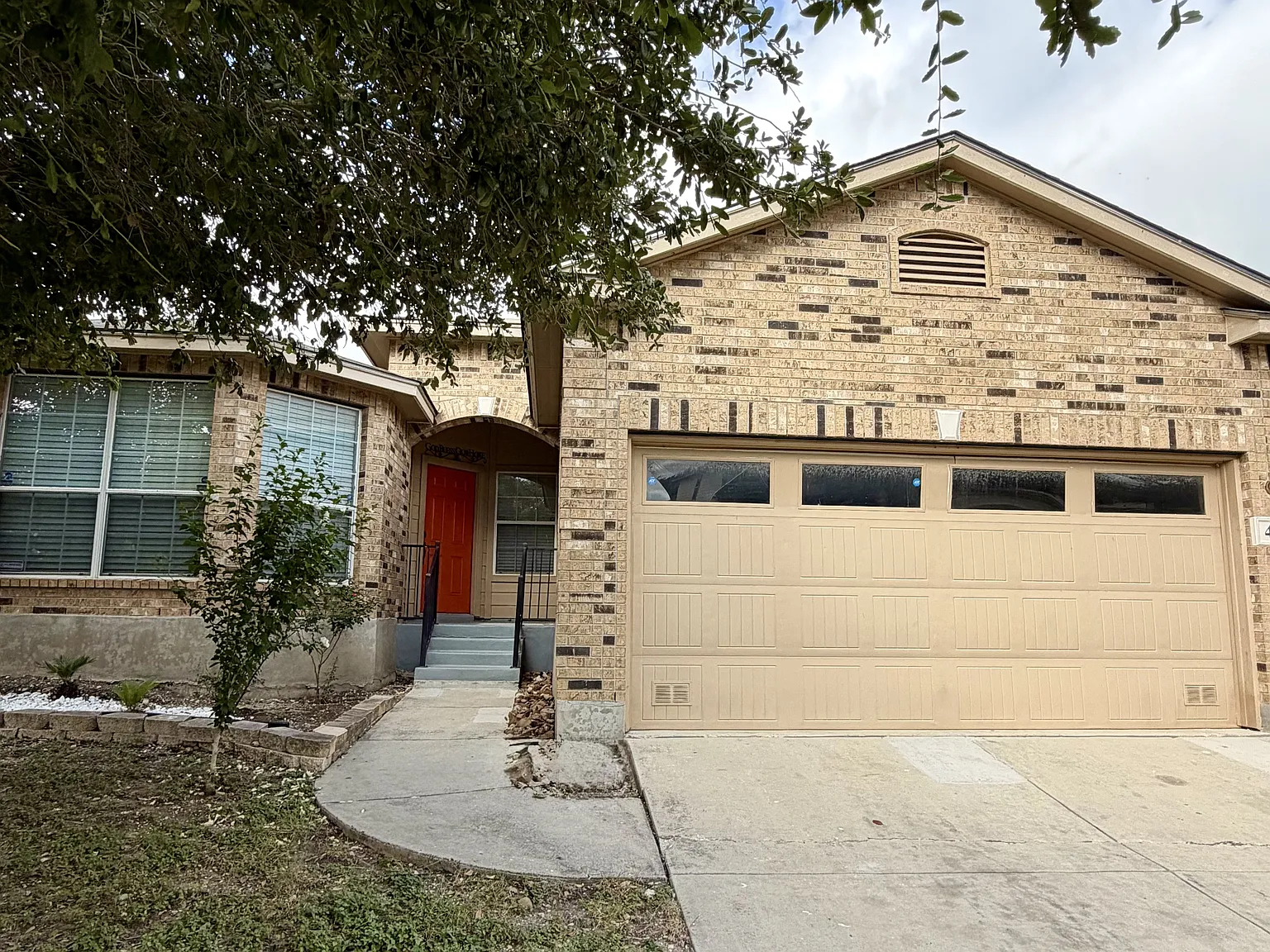 419 Dolly Drive - 1 — Photo 4